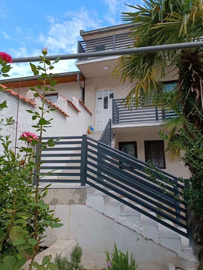 Apartments Daris موستار المظهر الخارجي الصورة