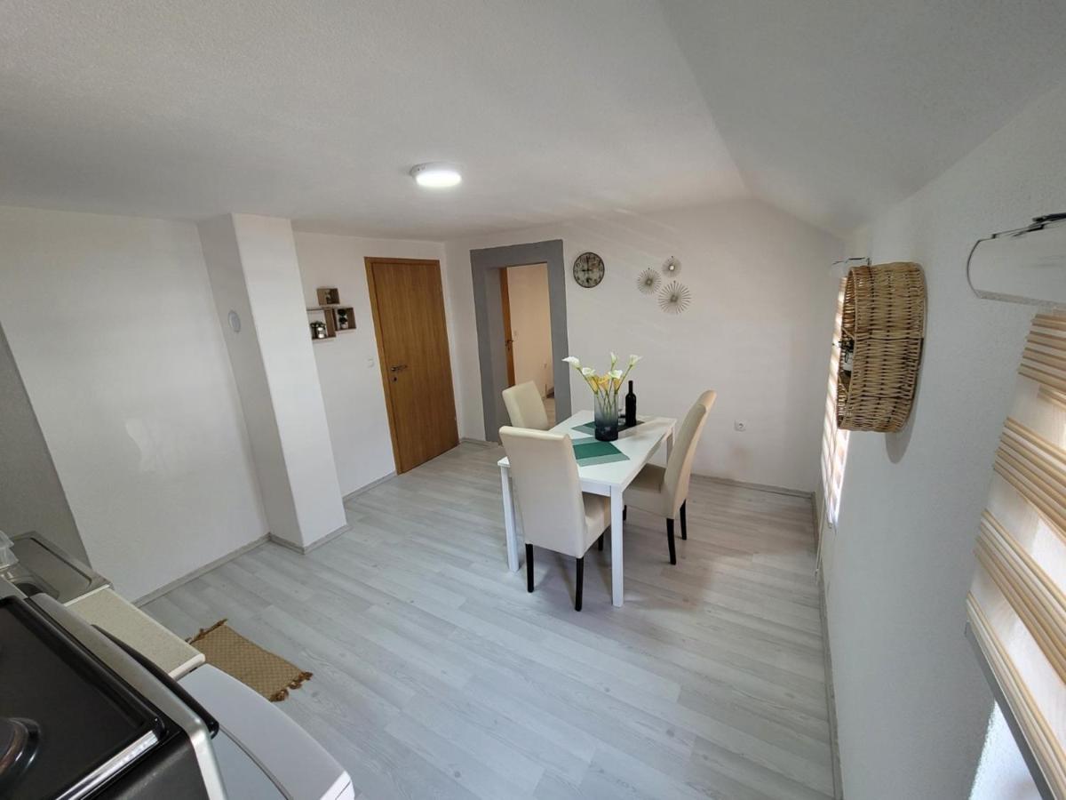 Apartments Daris موستار المظهر الخارجي الصورة